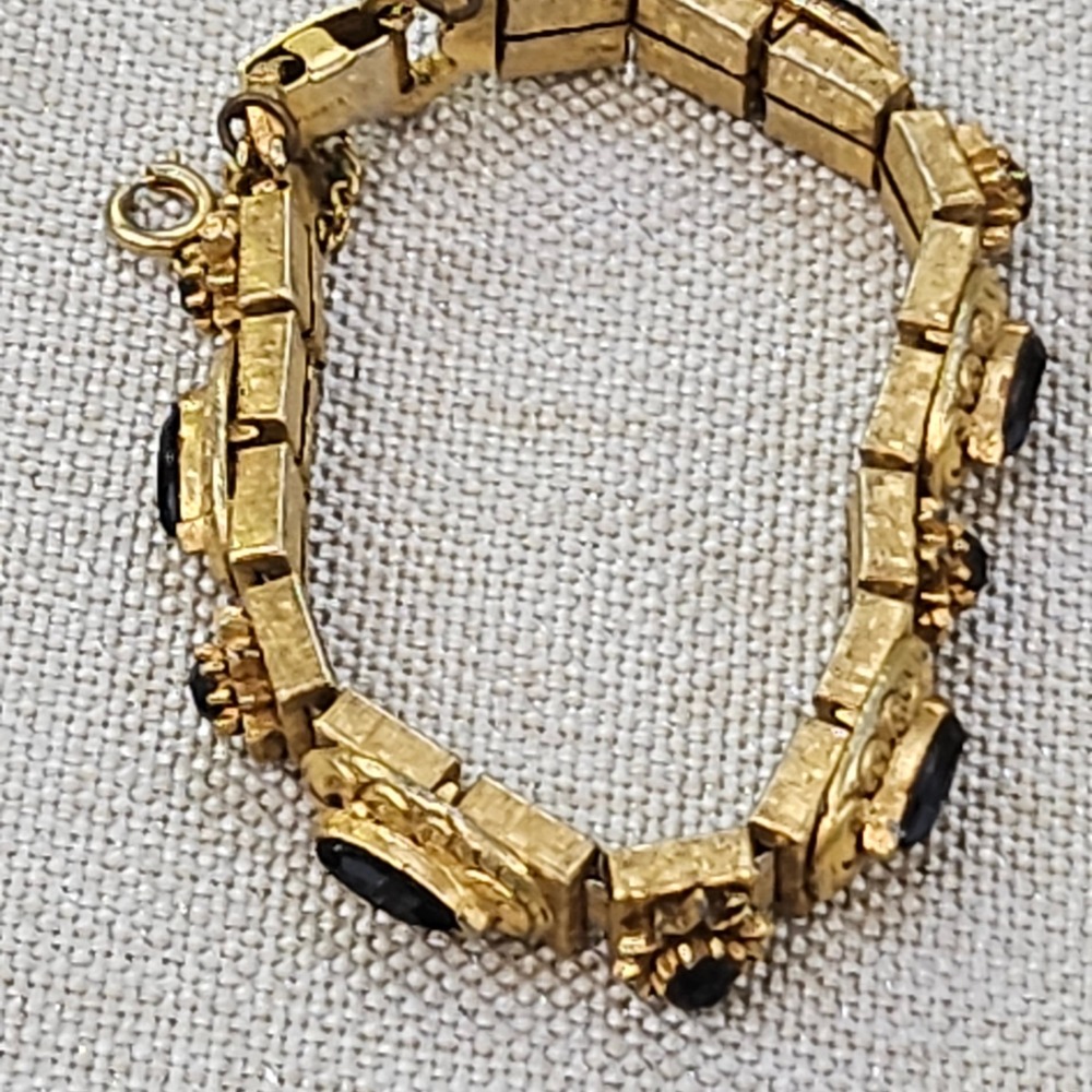 Florenza Link Bracelet Gold Tone Black Cabochon Victorian Revival Vintage 7.25"